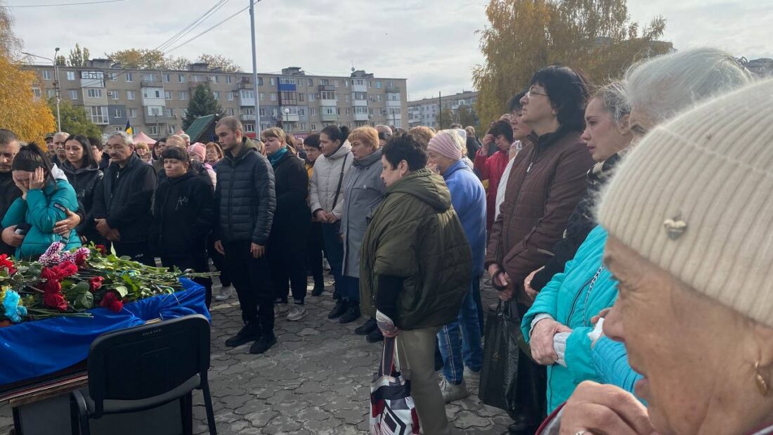 Поховання Захисника / фото Вільногірськ IN.UA.