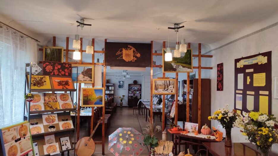 Сучасна бібліотека у Вільногірському коледжі: простір для навчання, творчості та натхнення фото 1