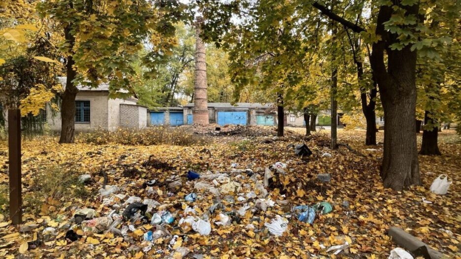 У Вільногірську витратили понад 9 мільйонів на контейнерний збір сміття фото 1