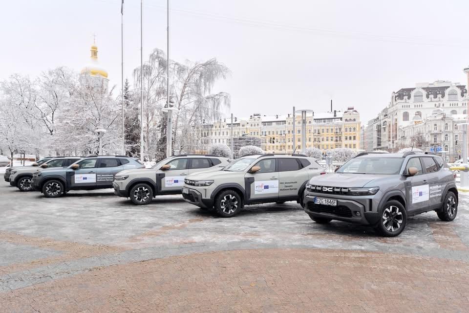 Автівки для мобільних бригад отримають Верхньодніпровська, Дніпровська, Лозуватська та Царичанська громади фото 4