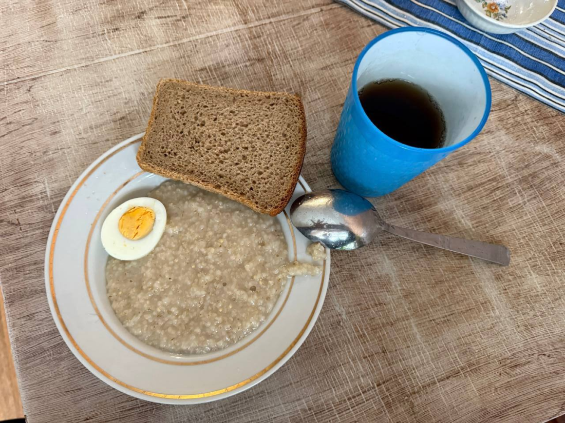 24 тисячі яєць, 400 кілограмів масла і хек на майже 160 тисяч: що закуповує Вільногірська міська лікарня для харчування пацієнтів фото 9