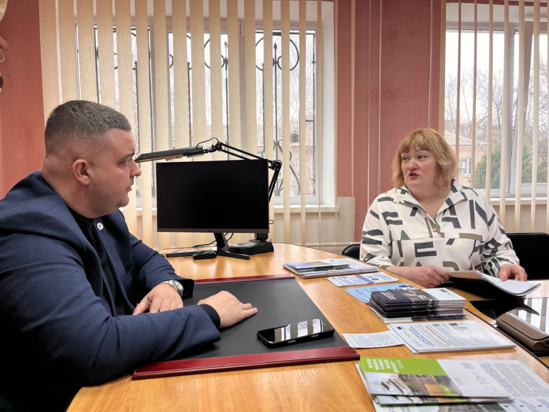 У Вільногірську відбувся виїзний прийом Омбудсмана: мешканці обговорювали житлові, освітні та соціальні проблеми громади фото 8