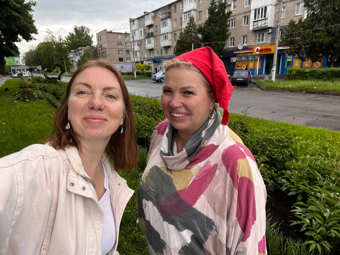 Від Тризуба до клумб: як у Вільногірську депутатка Олена Новікова власноруч змінює міський простір фото 8