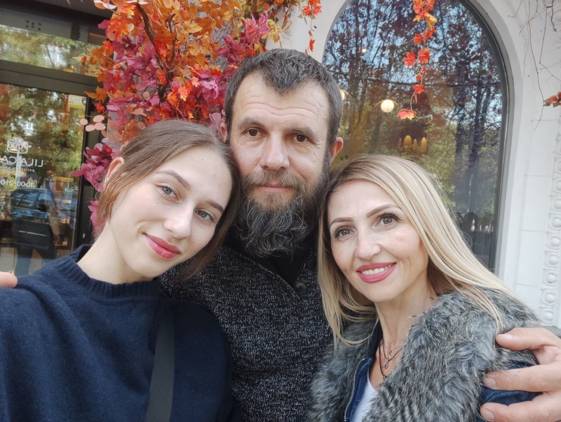 “Коли ми виїхали, я вперше дозволила собі заплакати”: історія Любові, яка разом із родиною пережила пекло Маріуполя фото 5