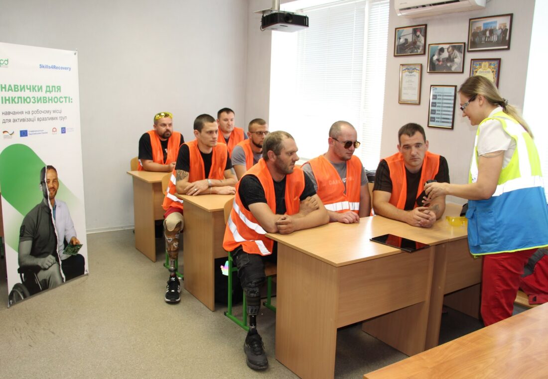 Жителів Вільногірської громади запрошують на безкоштовне навчання робітничим професіям у Дніпрі фото 5