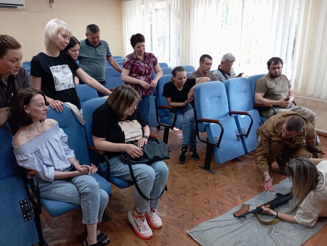 У Вільногірську навчають рятувати життя, керувати дронами та діяти під час небезпеки фото 4