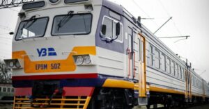 “Укрзалізниця” посилює боротьбу із “зайцями” та оптимізує приміські маршрути  фото 1