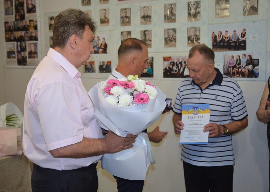 Хто отримав відзнаки до 70-річчя Вільногірська: публікуємо фото з урочистостей та список нагороджених фото 11