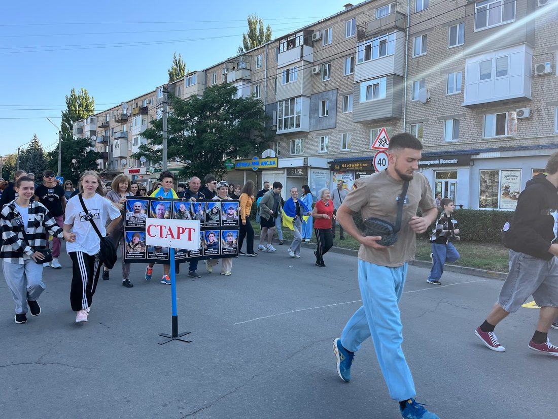 Як вихідні у Вільногірську обʼєднали місто навколо болю і вдячності  фото 7