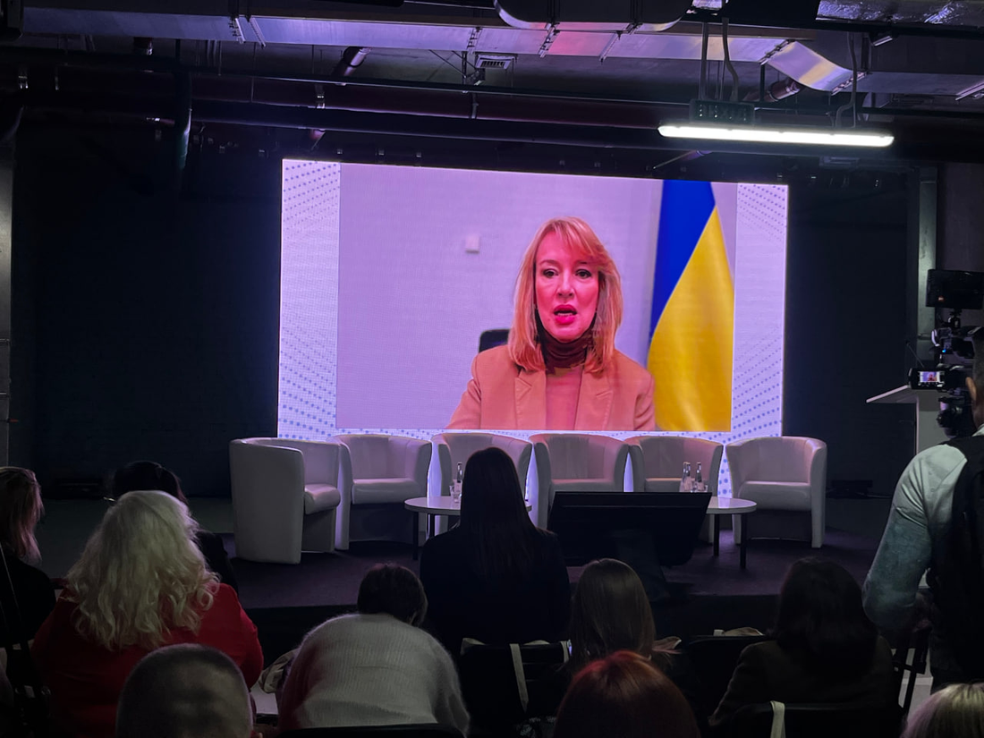 Ключі від дому, житло для ВПО та досвід громад: Рада ВПО Вільногірська вперше долучилася до всеукраїнського форуму фото 4